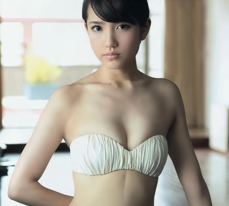 Amazon.co.jp: 加藤玲奈 2L 判 写真 20枚 A 水着 下着 グラビア